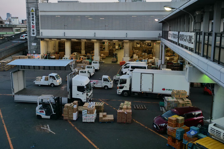 In front of the fresh produce building at  Nagoya Central Wholesale Market Main Office (source: Hatch Technology NAGOYA website)